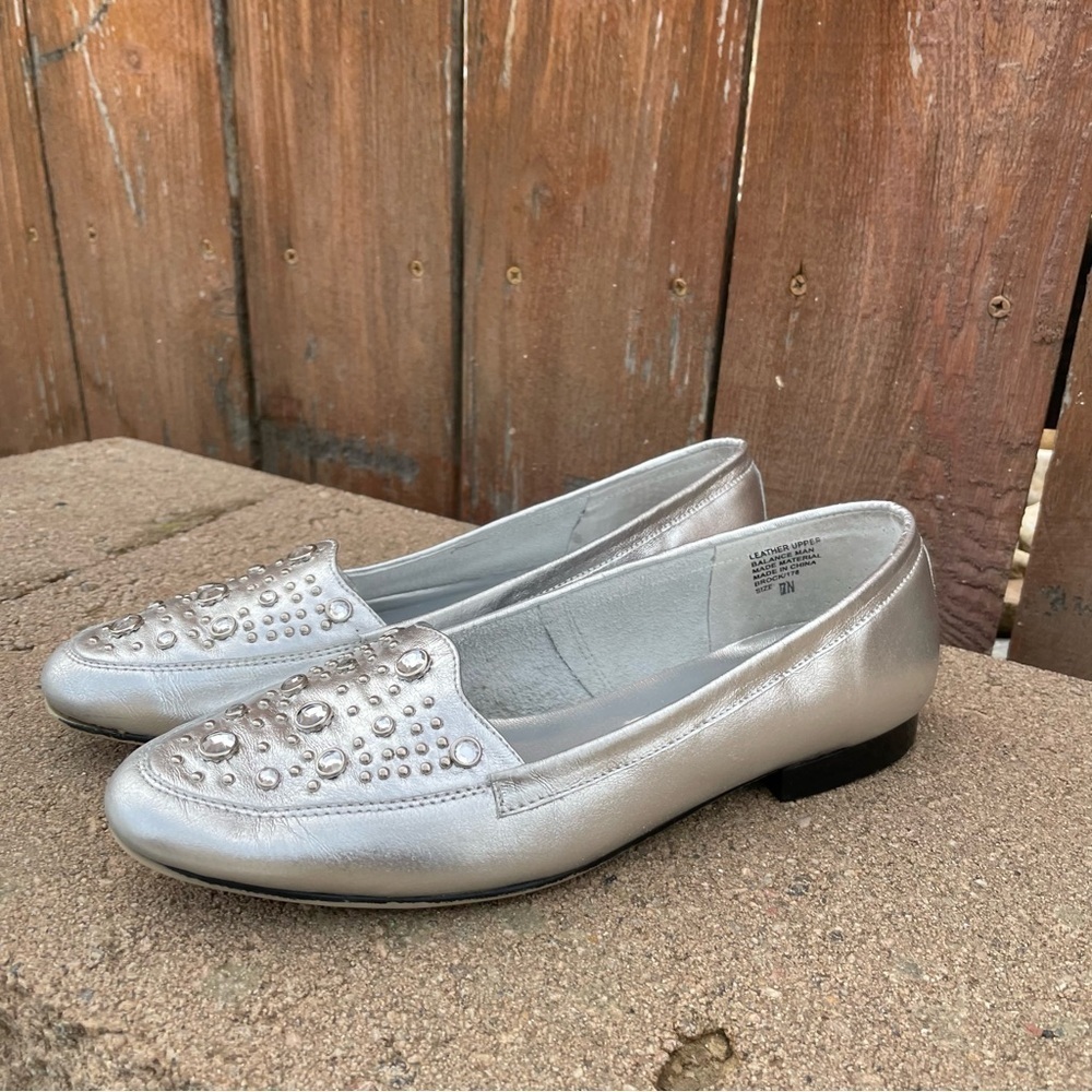 SEBASTINO Vintage Women’s Leather Silver Beaded Shiny Flat Loafer Shoe Size 7N